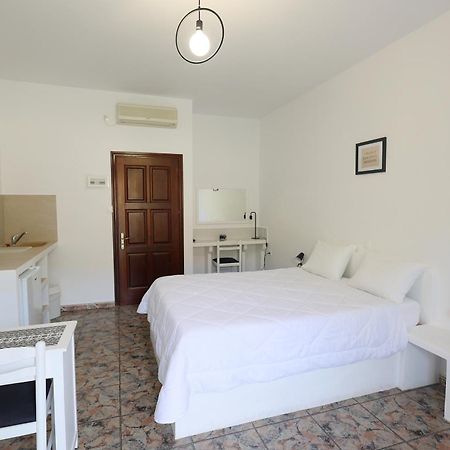 Aphroditi Hotel リプシ エクステリア 写真